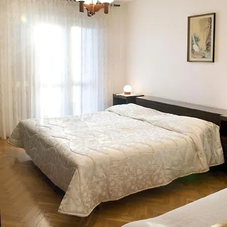 Fuer 5 Personen Ca 50 Qm In Rabac, Istrien Bucht Von *
