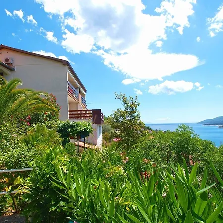 Apartment Fuer 5 Personen Ca 50 Qm In Rabac, Istrien Bucht Von